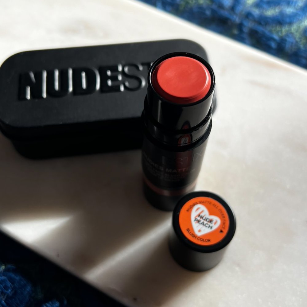 NUDE PEACH - NUDESTIX NUDIES Matte Blush Stick